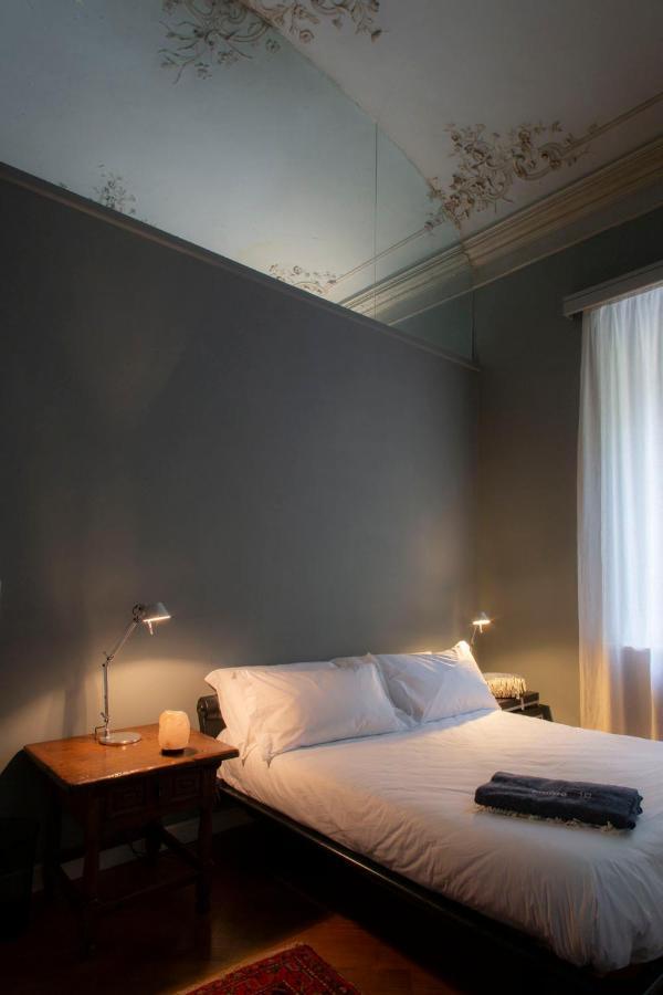 N 10, Luxury