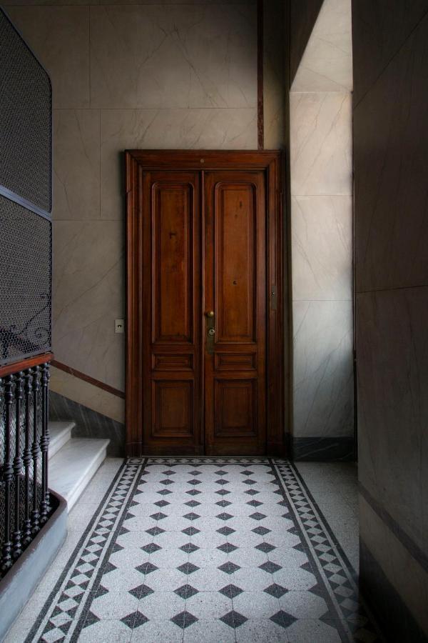 N 10, Luxury Apartamento *